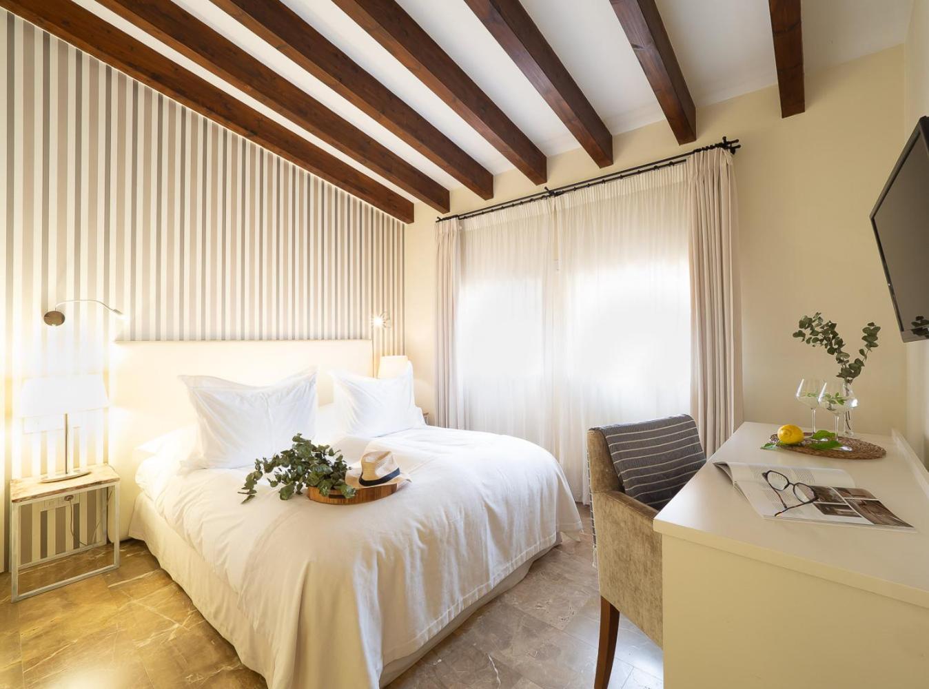 Hotell & Restaurant Jardi D'arta 4*