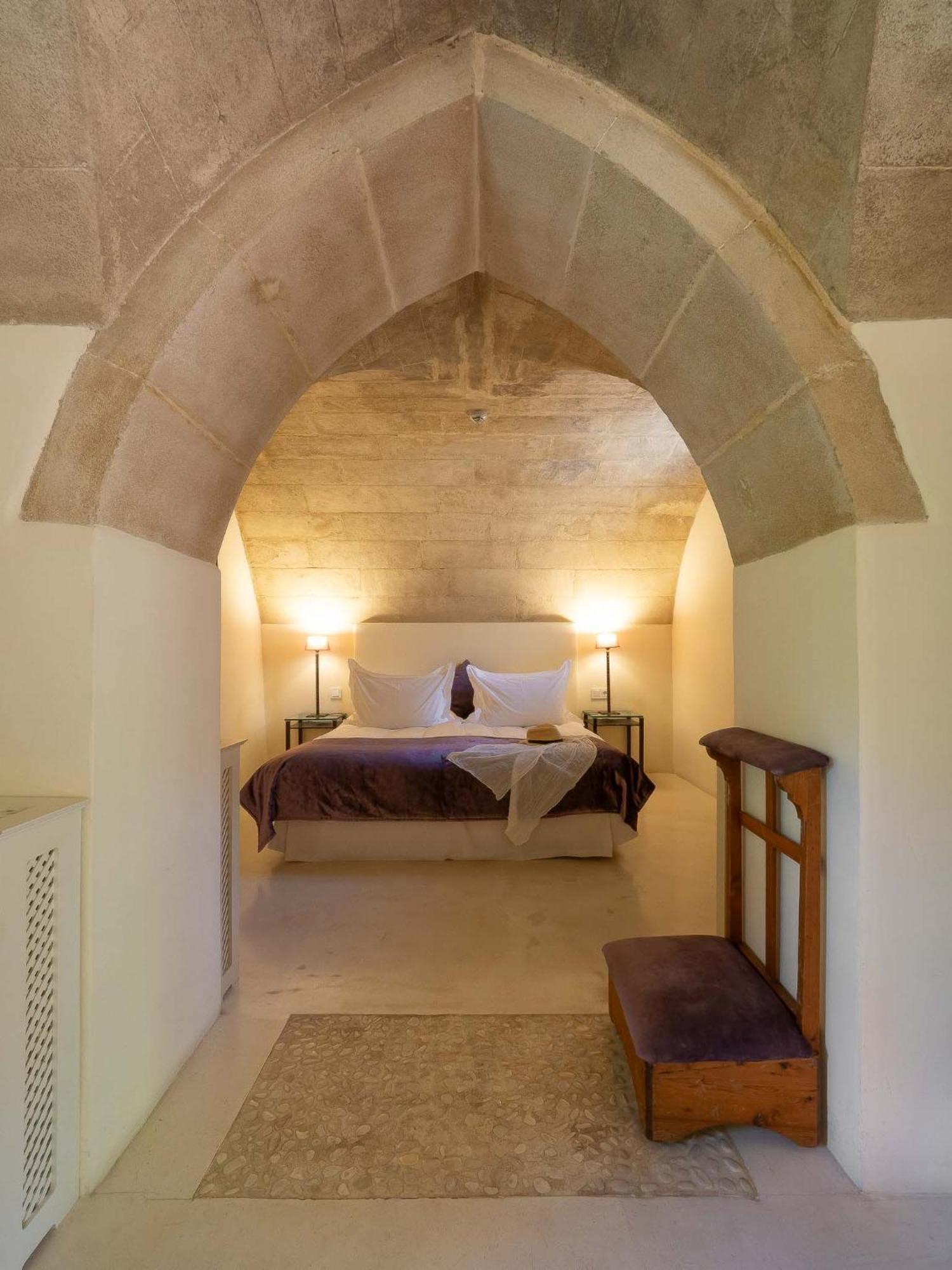 & Restaurant Jardi D'arta Hotell 4*